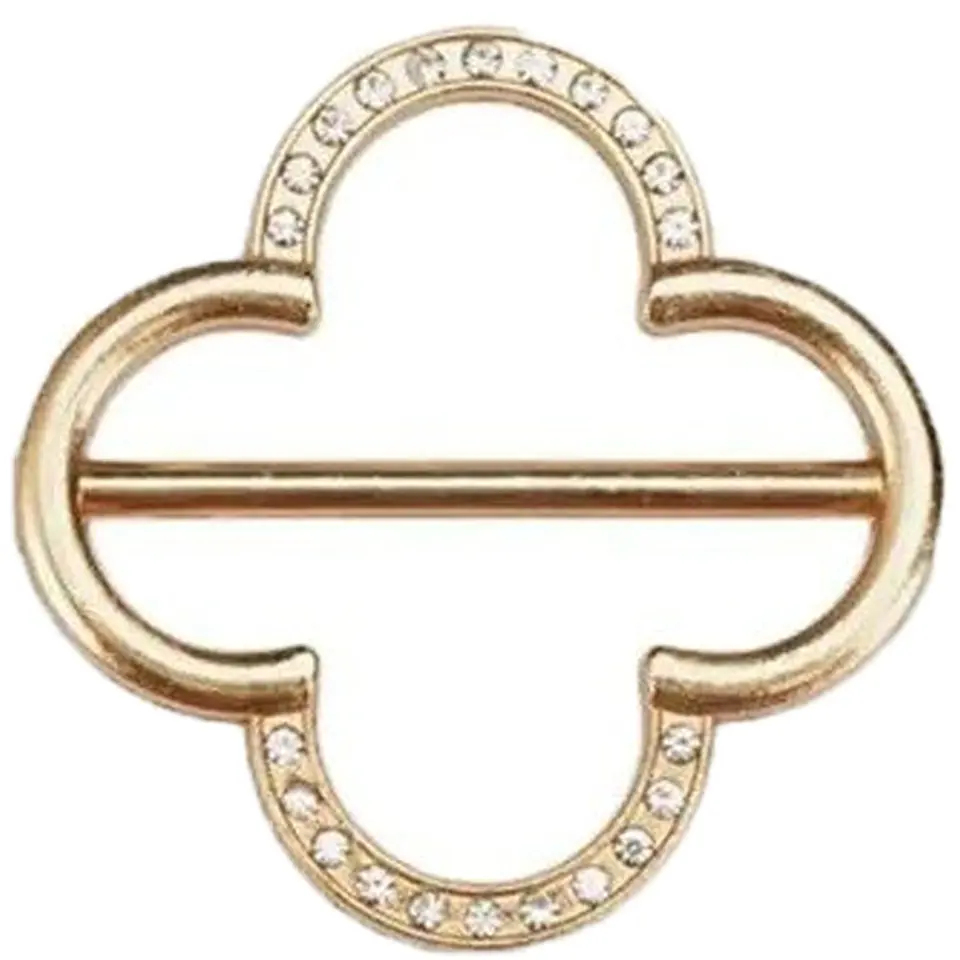 Elegant Knot Button Accessory 2
