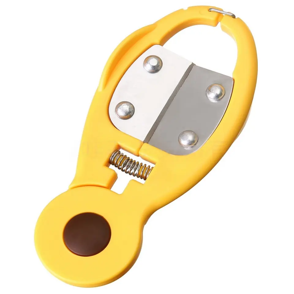 Versatile Vegetable Peeler 2