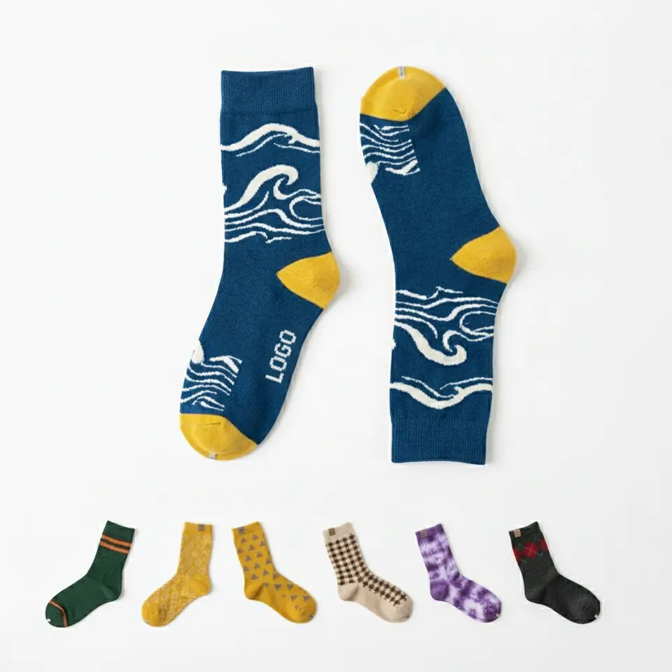 Custom Woven Jacquard Logo Cotton Crew Socks for Casual & Sport Wear